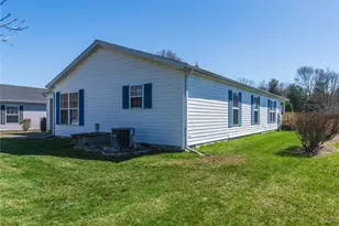 19 Biscayne Blvd, Poughkeepsie, NY 12603 - Photo 7