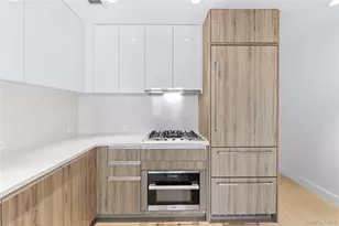 136-18 Maple Ave, Flushing, NY 11355 - Photo 9