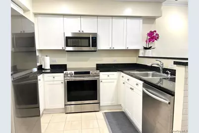 300 Mamaroneck Avenue #620, White Plains, NY 10605 - Photo 5