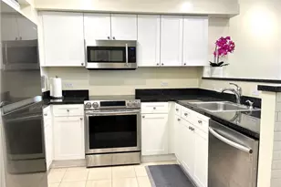 300 Mamaroneck Ave, White Plains, NY 10605 - Photo 5