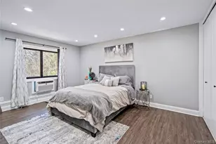 24 Richmond Blvd, Ronkonkoma, NY 11779 - Photo 17