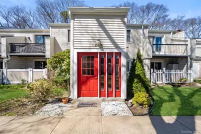 24 Richmond Boulevard #4B, Ronkonkoma, NY 11779 - Photo 1