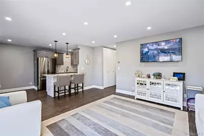 24 Richmond Boulevard #4B, Ronkonkoma, NY 11779 - Photo 15