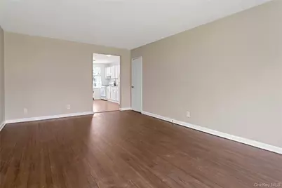 39 Carpenter Avenue #A, Mount Kisco, NY 10549 - Photo 5