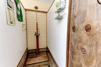 67 Vermont Street, Long Beach, NY 11561 - Photo 5