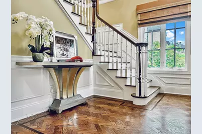 9 Earle Drive, Muttontown, NY 11791 - Photo 3