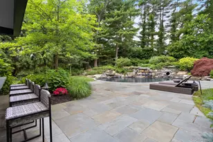 9 Earle Dr, Muttontown, NY 11791 - Photo 25