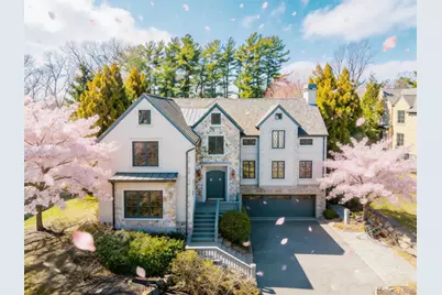 9 Earle Drive, Muttontown, NY 11791 - Photo 1