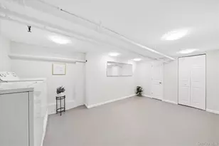 10-26 148th St, Whitestone, NY 11357 - Photo 17