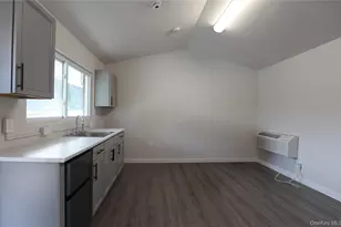 669 Broadway 9W, Ulster Park, NY 12487 - Photo 7