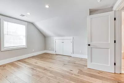 2327 Volante Place, Westbury, NY 11590 - Photo 11