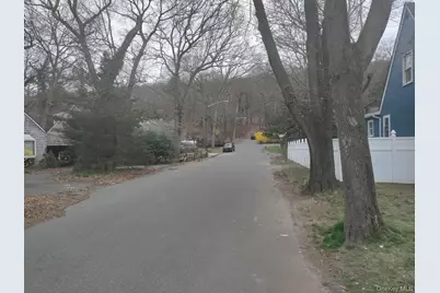 15 Ketcham Place, Melville, NY 11747 - Photo 19
