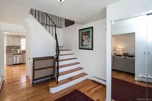 70 Marsulin Dr, Syosset, NY 11791 - Photo 3