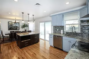 70 Marsulin Dr, Syosset, NY 11791 - Photo 11