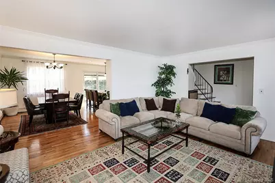 70 Marsulin Drive, Syosset, NY 11791 - Photo 5