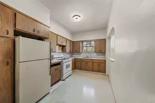 39-27 57th St, Woodside, NY 11377 - Photo 25