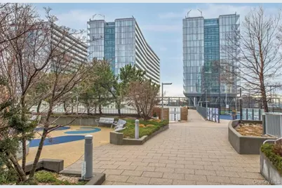 131-05 40th Road #10T, Flushing, NY 11354 - Photo 1