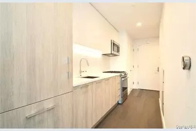 131-05 40th Road #10T, Flushing, NY 11354 - Photo 5