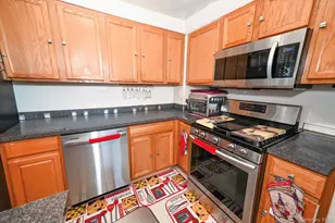 77-04 Aquatic Dr, Arverne, NY 11692 - Photo 17