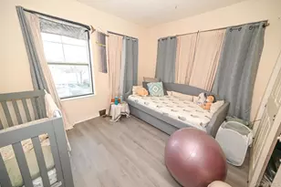 77-04 Aquatic Dr, Arverne, NY 11692 - Photo 15