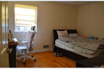 13-31 209th St, Bayside, NY 11360 - Photo 11