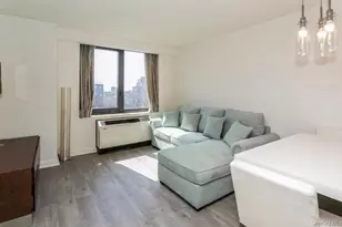 39-16 Prince St, Flushing, NY 11354 - Photo 11