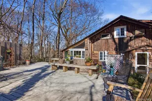 10 Tagliabue Rd, Shoreham, NY 11786 - Photo 5