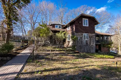 10 Tagliabue Road, Shoreham, NY 11786 - Photo 3