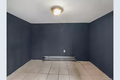 91 Elzey Avenue, Elmont, NY 11003 - Photo 21