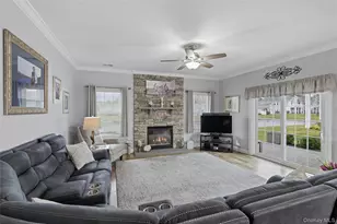 549 Highland Ct, Moriches, NY 11955 - Photo 9