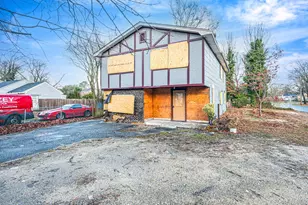 53 Hounslow Rd, Shirley, NY 11967 - Photo 3