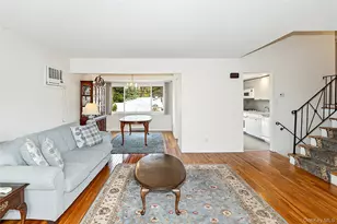 72 Woolsey Ave, Glen Cove, NY 11542 - Photo 7