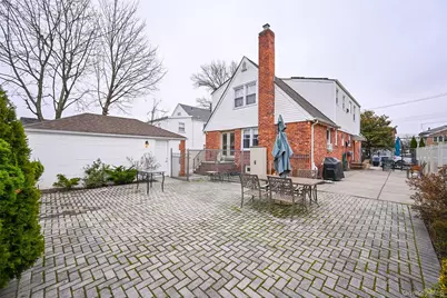 145-39 18th Avenue, Whitestone, NY 11357 - Photo 21