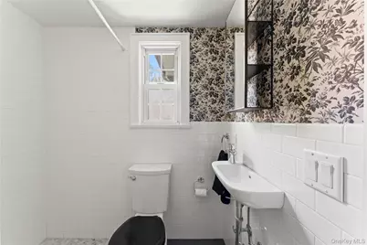 18 Wellyn Road, Bronxville, NY 10708 - Photo 13