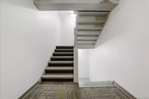 161 Pearsall Dr, Mount Vernon, NY 10552 - Photo 5