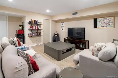 29 Beechwood Way, Briarcliff Manor, NY 10510 - Photo 33