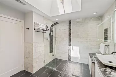 114 The Crescent, Roslyn Heights, NY 11577 - Photo 21