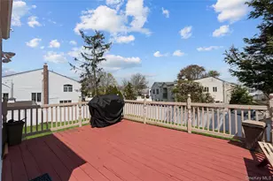 2959 Clubhouse Rd, Merrick, NY 11566 - Photo 33