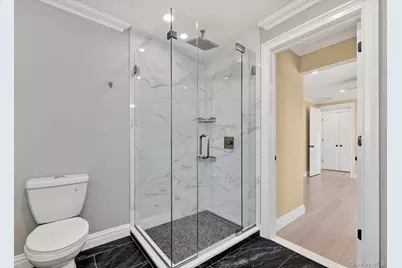 27 Pacific Avenue, Nanuet, NY 10954 - Photo 31