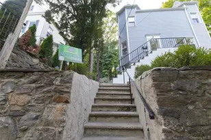 15 Desmond Ave, Bronxville, NY 10708 - Photo 13