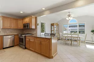 43 Beechwood Ln, New Hyde Park, NY 11040 - Photo 9