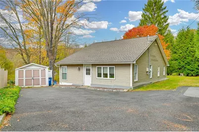 24 Baldwin Lane, Mahopac, NY 10541 - Photo 5