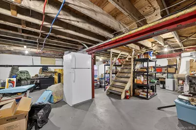 8 Francis Street, Newburgh, NY 12550 - Photo 17