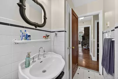 8 Francis Street, Newburgh, NY 12550 - Photo 13