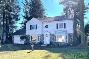 106 Trumbull Rd, Manhasset, NY 11030 - Photo 27