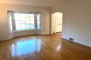 106 Trumbull Rd, Manhasset, NY 11030 - Photo 5