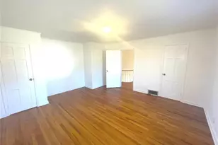 106 Trumbull Rd, Manhasset, NY 11030 - Photo 19