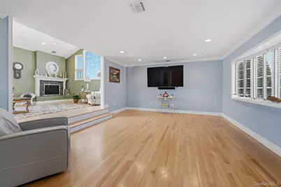 133 Thornwood Road, Massapequa Park, NY 11762 - Photo 5