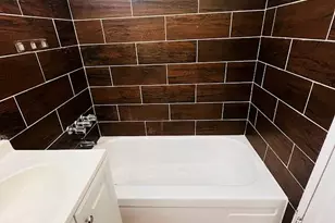 2181 Starling Ave, Bronx, NY 10462 - Photo 3