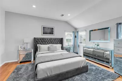 18 Daisy Court, Farmingdale, NY 11735 - Photo 25